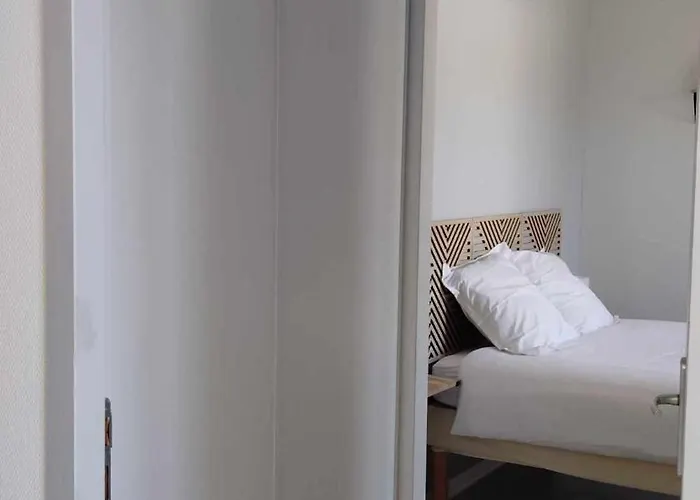 Appartement Ou Sdb Avec Exterieur Centre-ville *