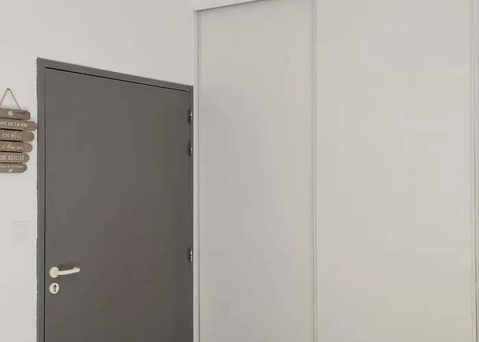 Ou Sdb Avec Exterieur Centre-ville *